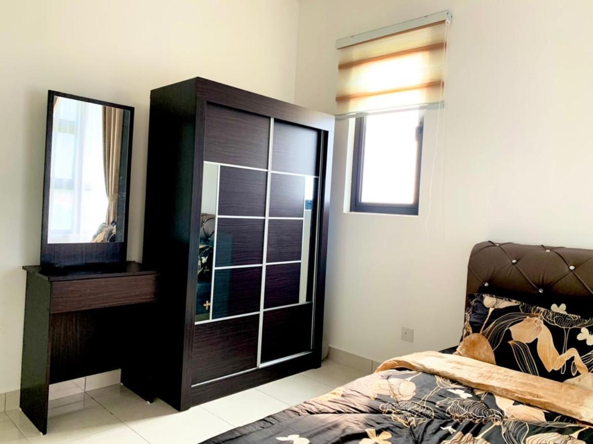 Mmg D'Tiara Homestay 까장 외부 사진